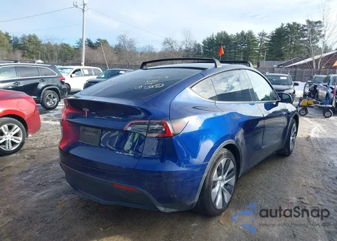 2023 Tesla Model Y Awd/Long Range Dual Motor All-Wheel Drive from USA, damaged, VIN 7SAYGDEE9PF758475